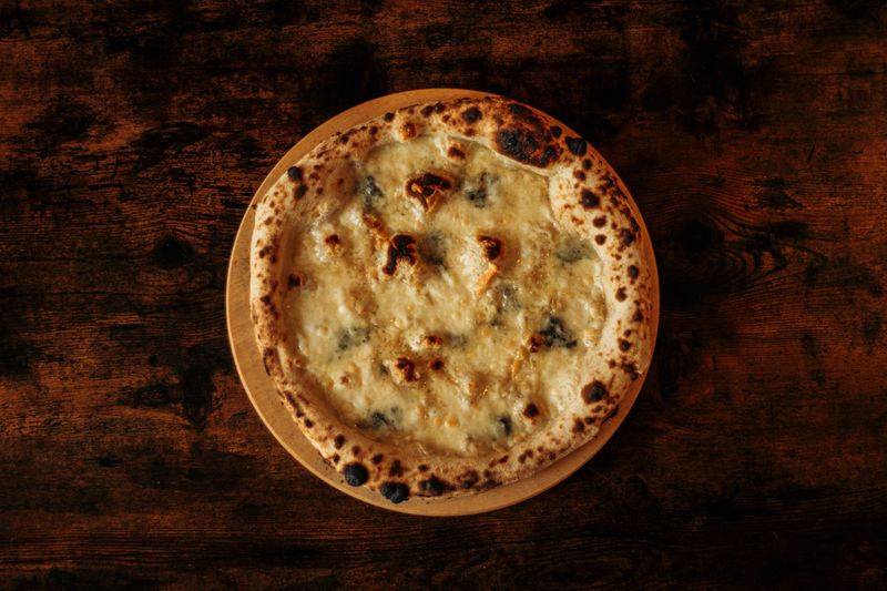 Jet's pizza garlic bread starters deal