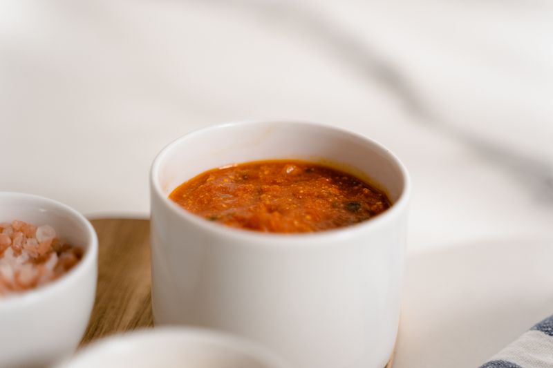 Garlic breadsticks with marinara dipping sauce